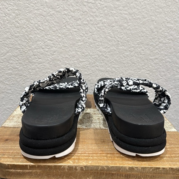 Sorel Roaming Two Strap Slide Sandals Size 12 - Picture 5 of 7